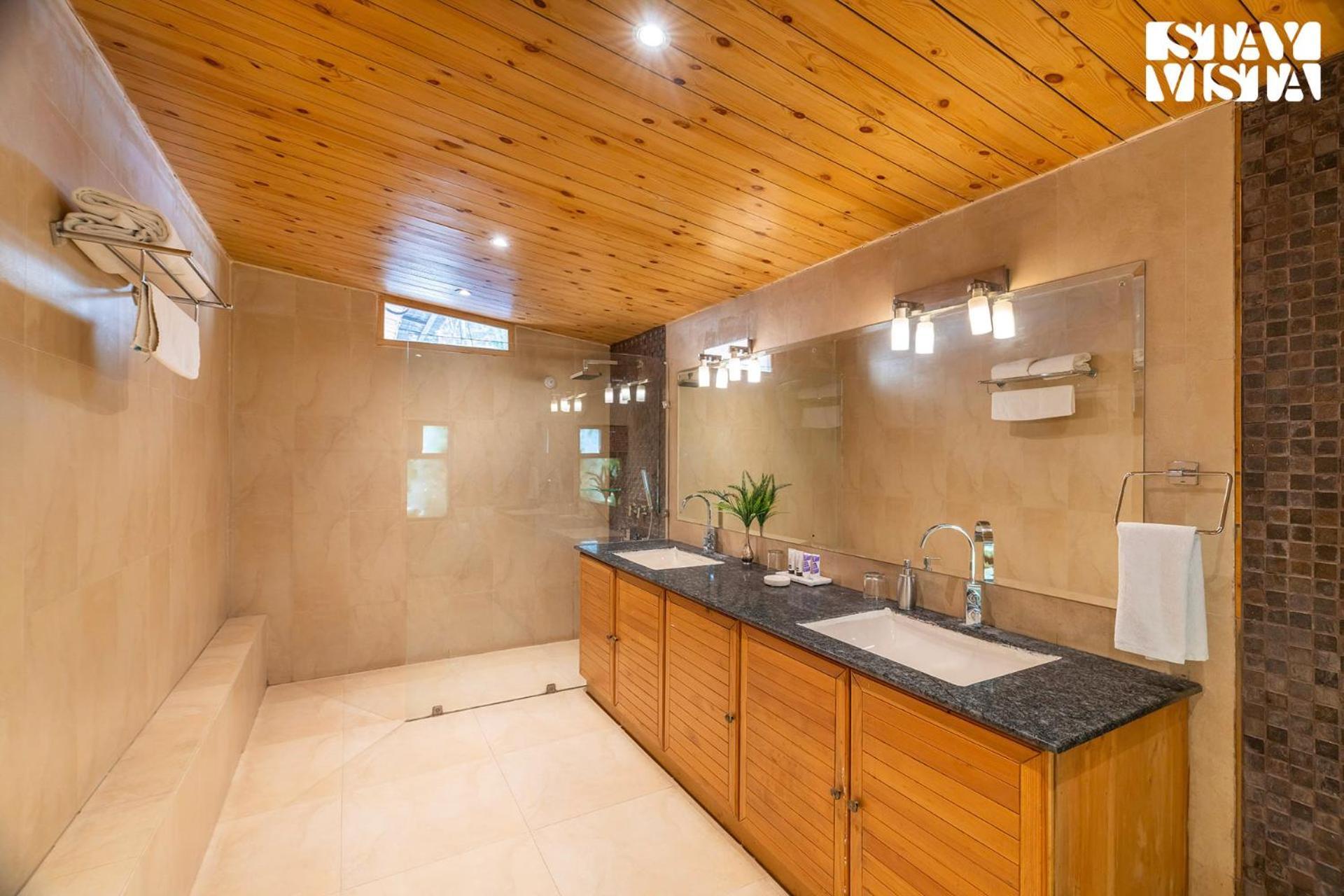 Stayvista At Sylvana Villas With Lawn, Bbq And Jacuzzi Kasauli Extérieur photo