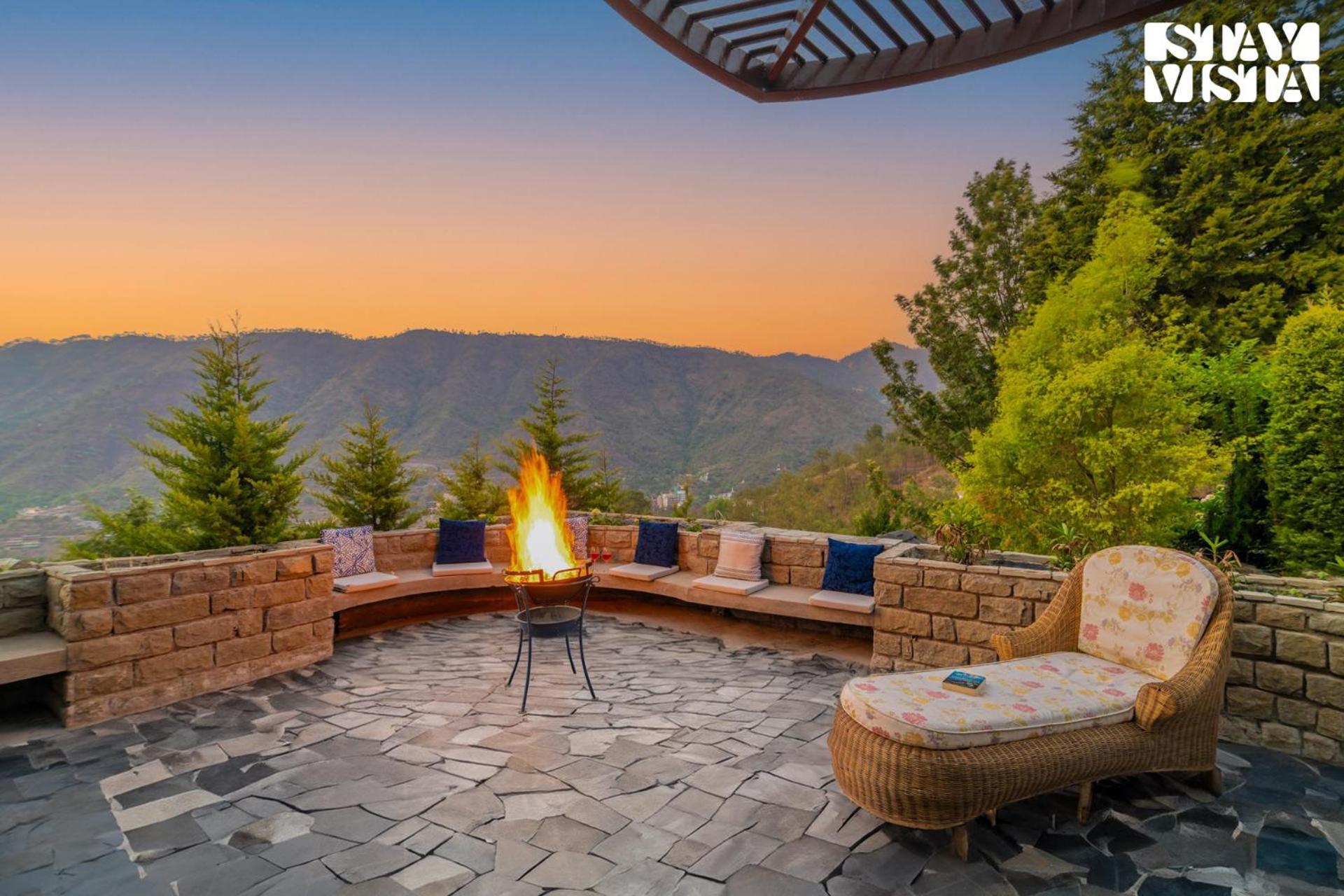 Stayvista At Sylvana Villas With Lawn, Bbq And Jacuzzi Kasauli Extérieur photo