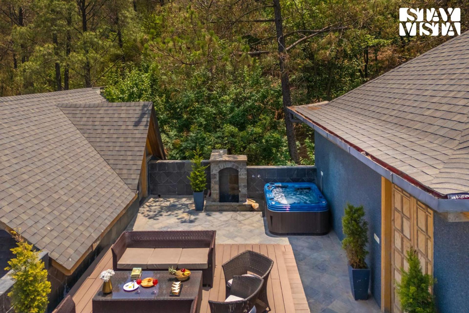 Stayvista At Sylvana Villas With Lawn, Bbq And Jacuzzi Kasauli Extérieur photo
