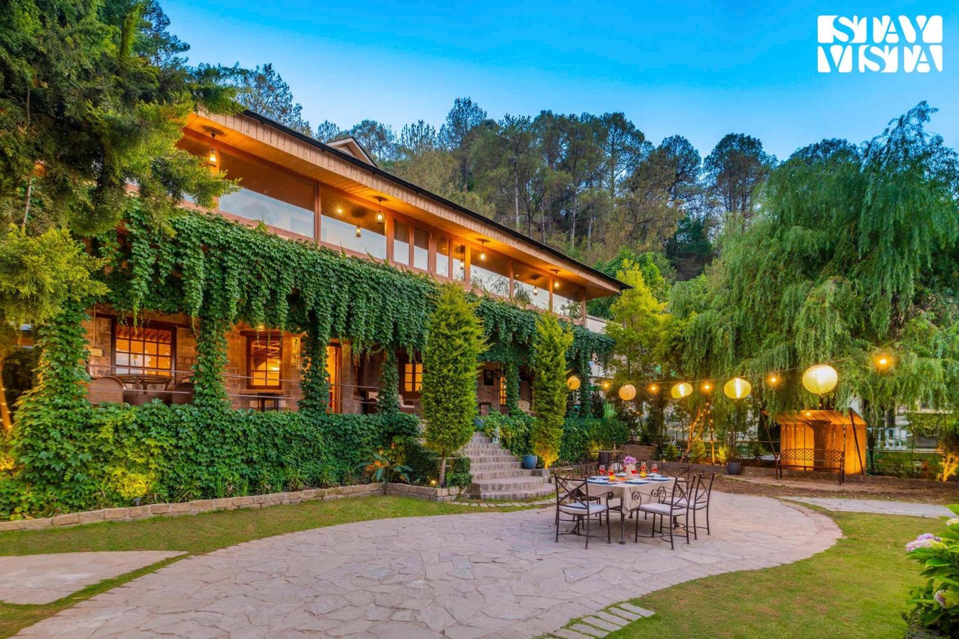 Stayvista At Sylvana Villas With Lawn, Bbq And Jacuzzi Kasauli Extérieur photo