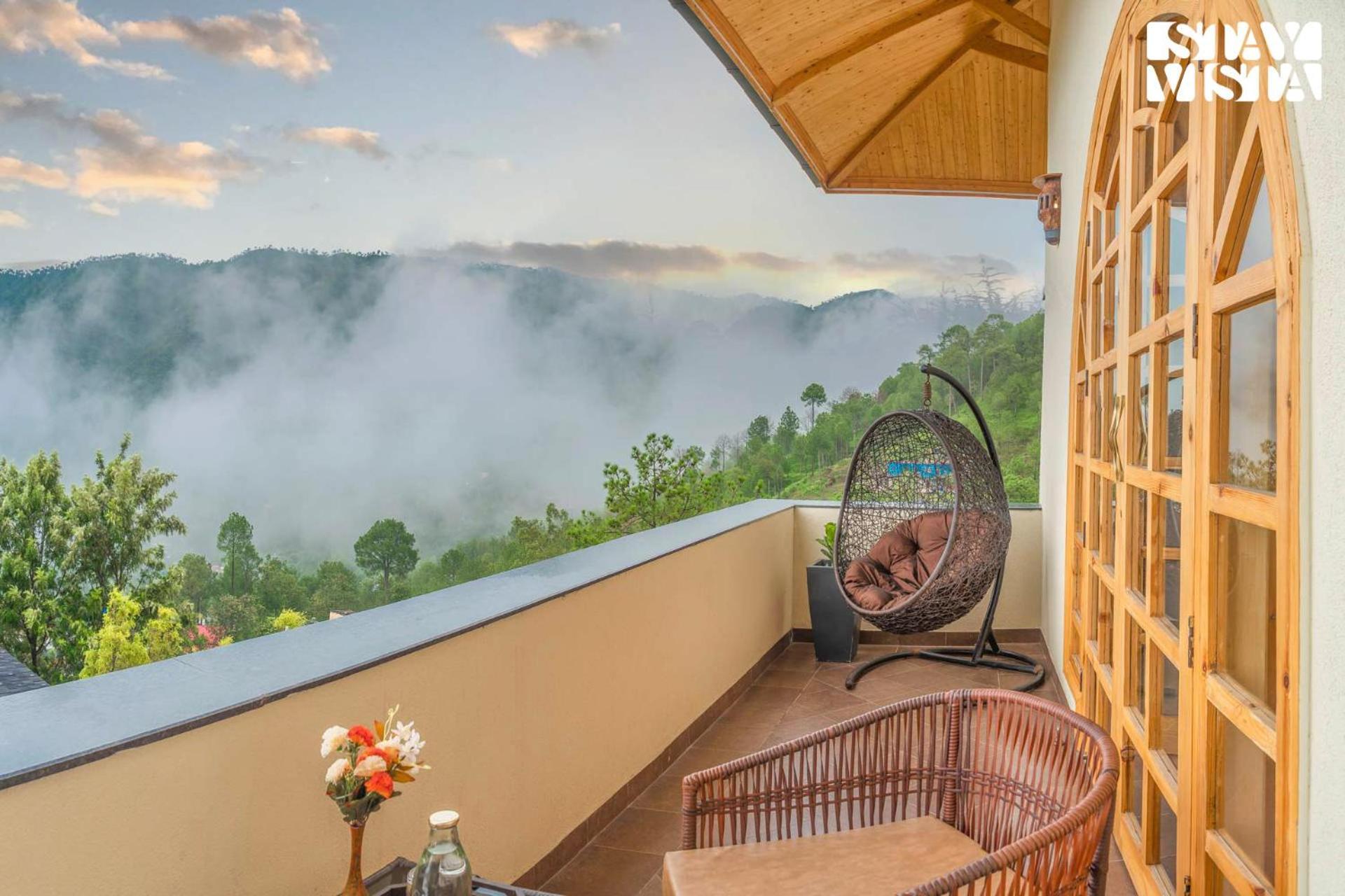 Stayvista At Sylvana Villas With Lawn, Bbq And Jacuzzi Kasauli Extérieur photo