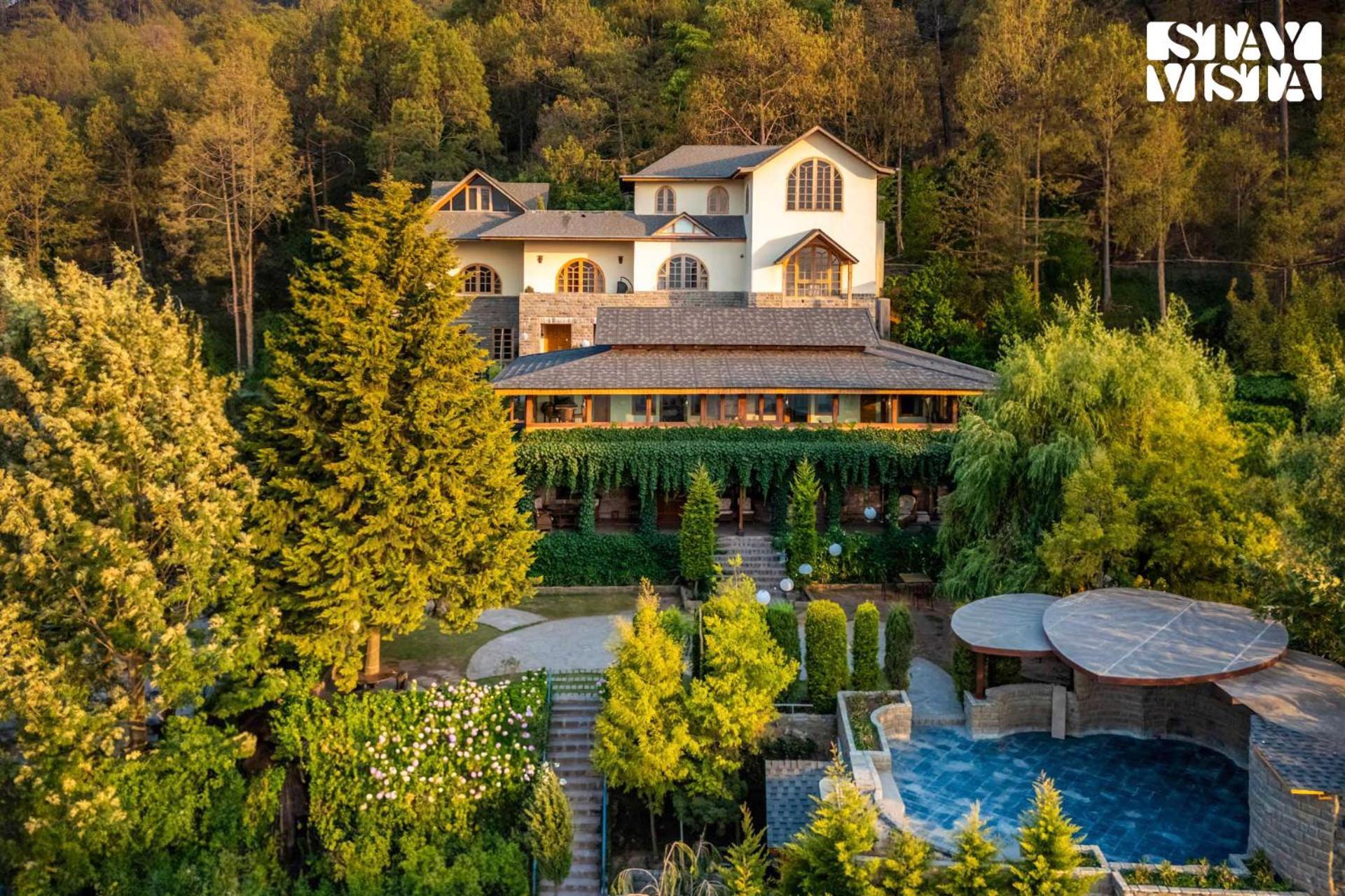 Stayvista At Sylvana Villas With Lawn, Bbq And Jacuzzi Kasauli Extérieur photo